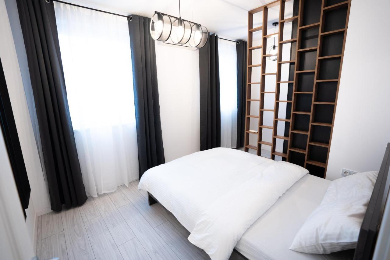 Rcity Apartament 4 Apartment Bukares Bagian luar foto